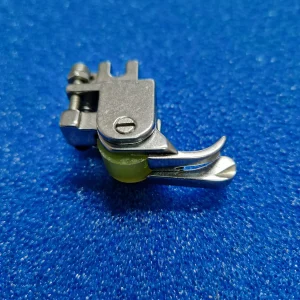Calcador Comp. Dir. C/Roleto Borracha CR1/32NROLLR